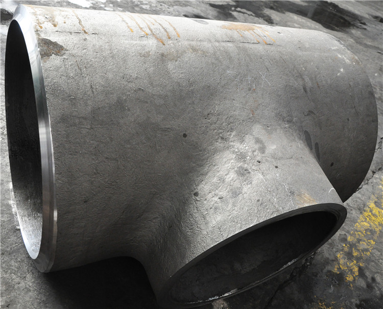 A234 WB36 Hot-pressed reducing tee